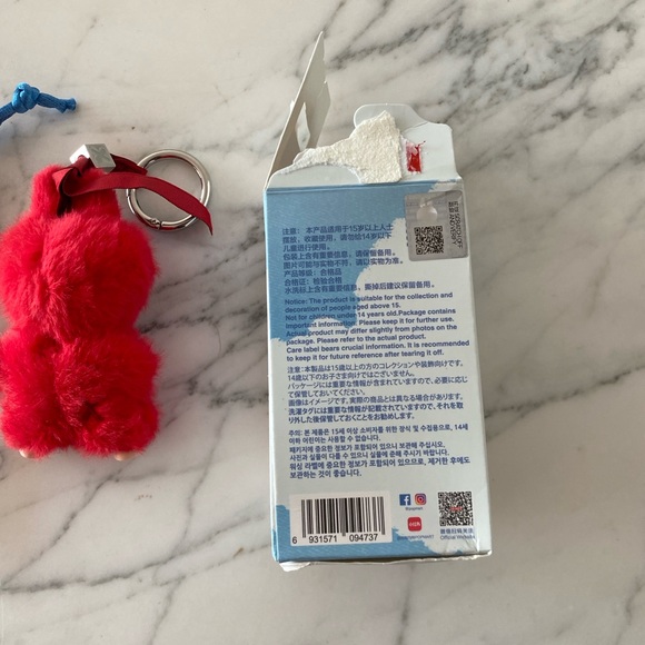 Labubu - Picture 4 of 5